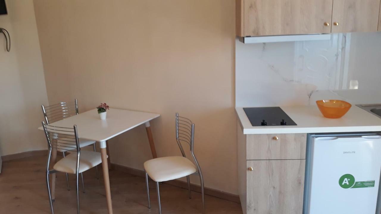 Pyrgi Studio Apartment Ipsos Exterior photo